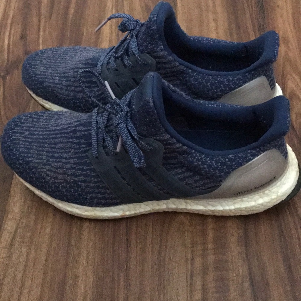 adidas ultra boost ! Rare color!